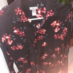 Black floral shirt from H&M. In good condition. All sales are final.